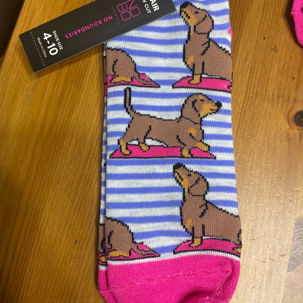 NWT DACHSHUND SOCKS
